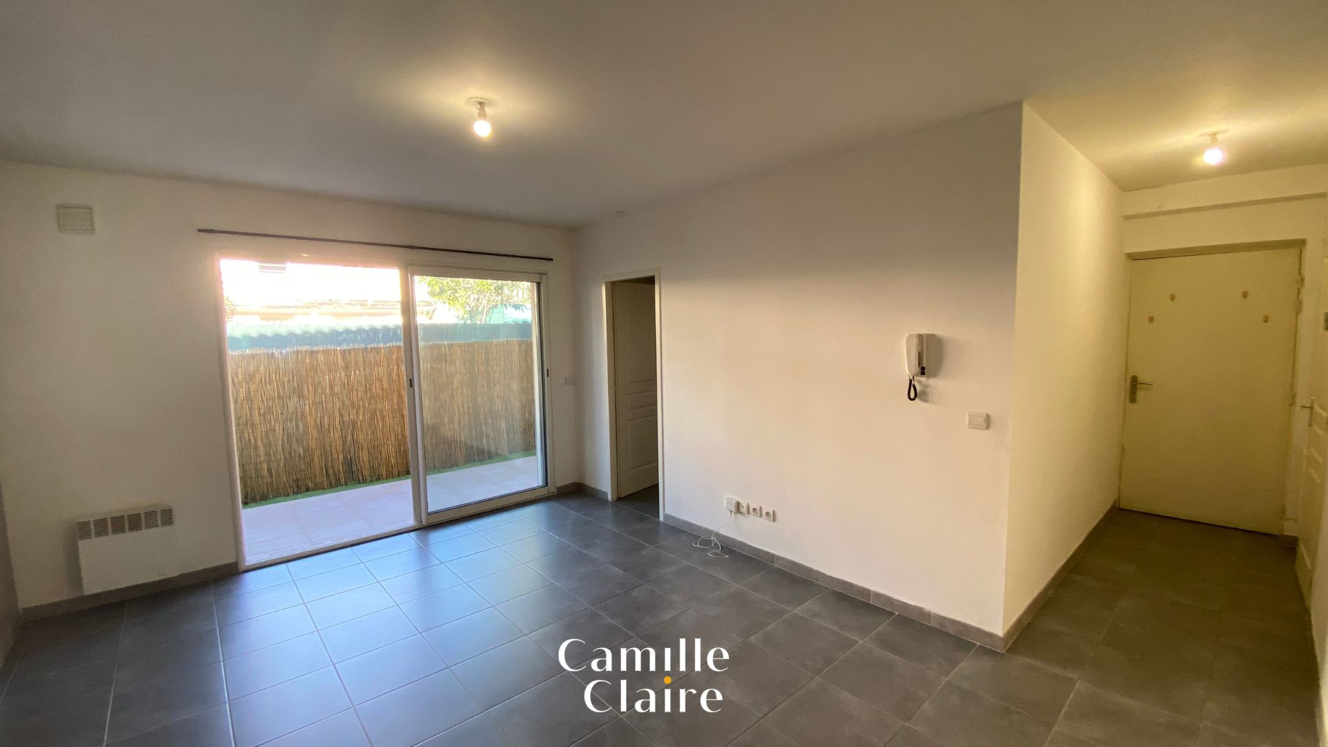 Vente Appartement T2 RDJ TERRASSE GARAGE Camille Claire Agence